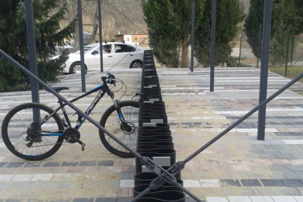 Centrální šatny u základní školy