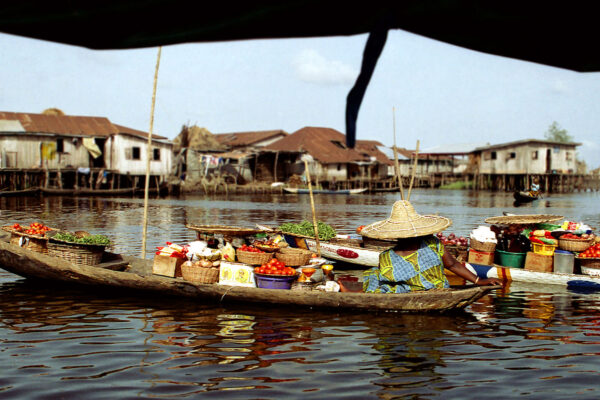 Ganvié – beninská „vodní“ architektura na jezeře Nokoué