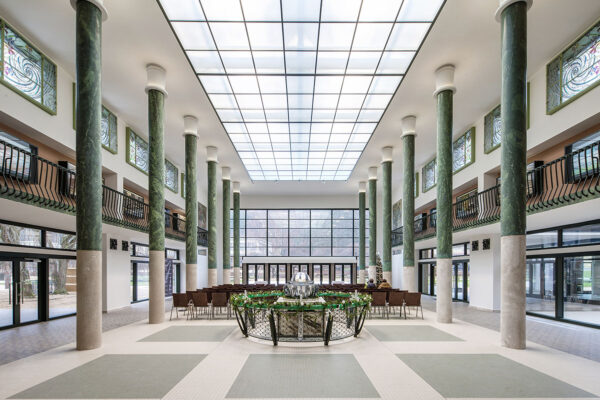 Rekonstrukce luhačovické kolonády s halou Vincentka