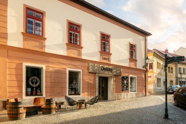 Apartmány a Cafe Dačický