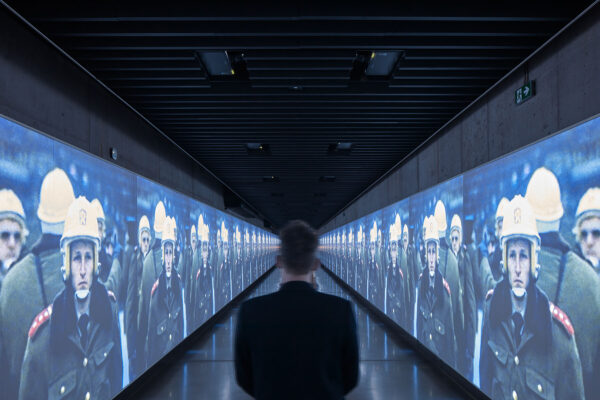 Momenty dějin / Koridor času