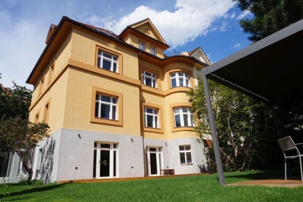 Rekonstrukce prvorepublikové vily