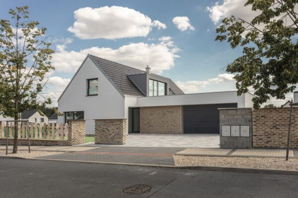 První vzorový e4 dům byl zkolaudován