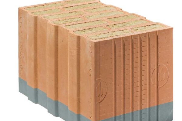 Porotherm 44 TS Profi – nová soklová cihla plněná minerální vatou