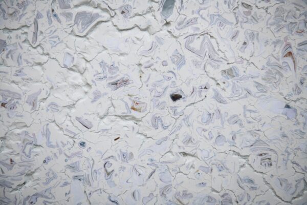 Nábytek z recyklovaných propagačních materiálů Kongresového centra Praha