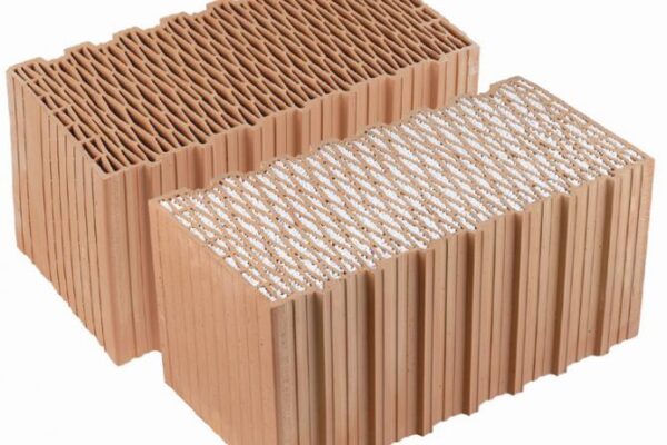 Barevná omítka bude stát jen korunu