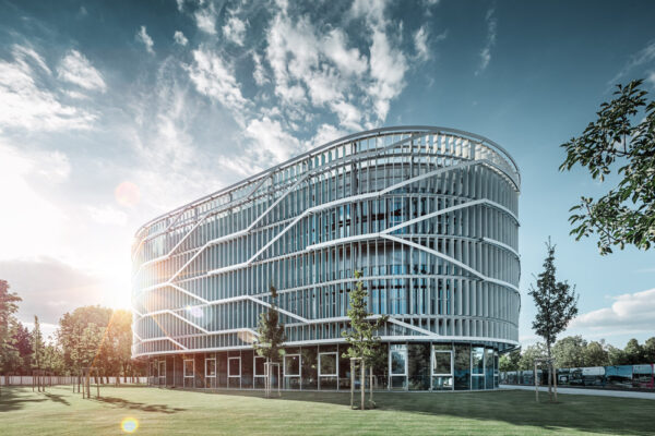 Burzovní vejce v Kecskemétu