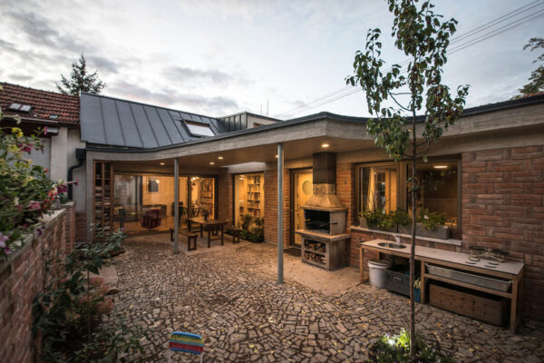 Rekonstrukce a přístavba rodinného domu v Brně