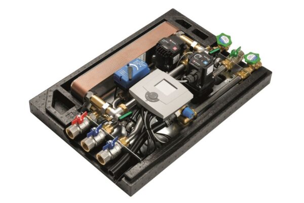 Inovované předávací stanice pro flexibilní plánování, snadnou montáž a hygienicky čistou teplou vodu