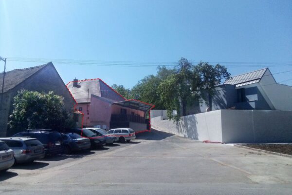 Panenské Břežany vyhlašují architektonickou soutěž na Obecní dům