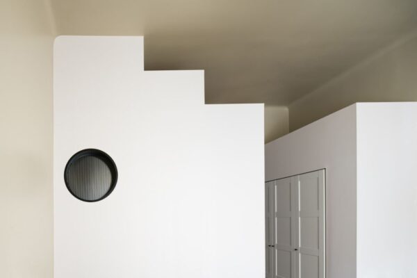 Byt stupňovitých objemů