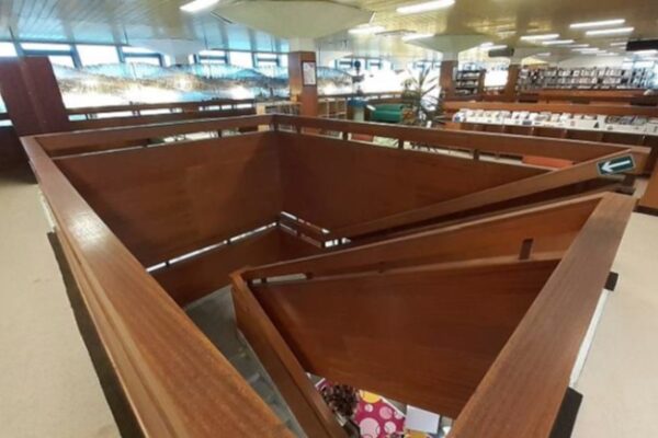 Bude mostecká knihovna památkou?