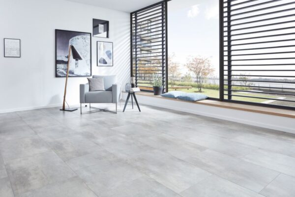 Chybami se podlahy učí aneb Od vinylů k SPC a bio krytinám