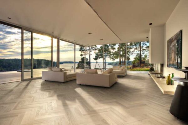 I bez Vánoc se u podlah vrací čas stromečků a rybích kostí