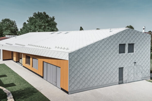 Mistrovská klempířina s hliníkovými šablonami