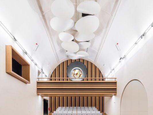 Nový sál Jihočeské filharmonie v budově bývalého kostela