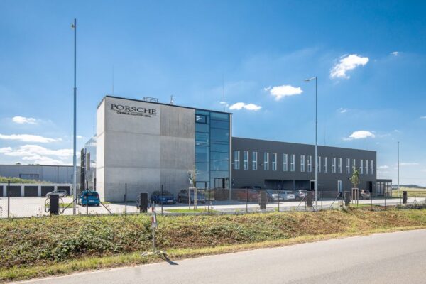 Zumtobel a Thorn září v Tréninkové akademii Porsche Česká republika