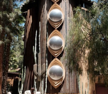 Mezi přírodou a člověkem: Po stopách organické architektury