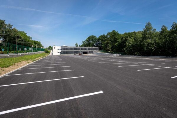 Nový parkovací dům u zoo v Ostravě