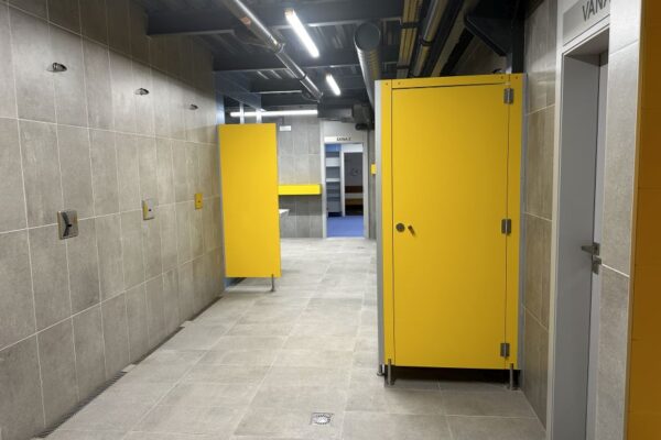 Bazén na Lochotíně je po rekonstrukci, s obklady RAKO