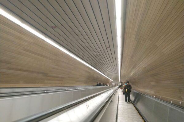 Revitalizace stanice metra Jiřího z Poděbrad v Praze